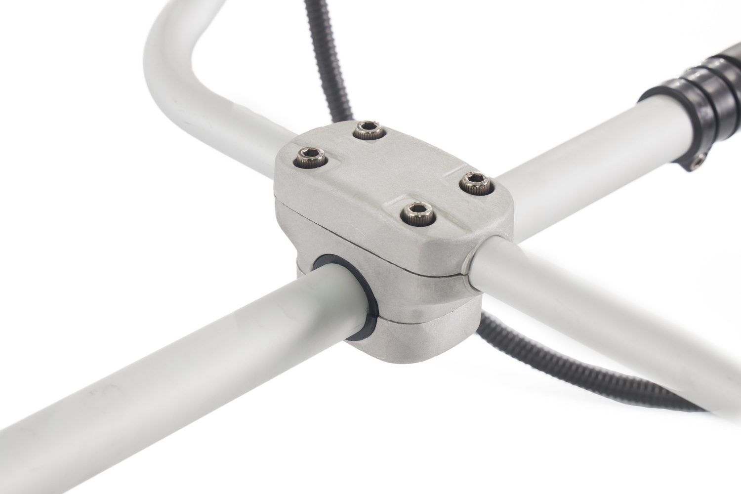 Кусторез бензиновый ИНТЕРСКОЛ КБ-44/52В, 1.6 кВт, 25.5 см (897.0.0.40)