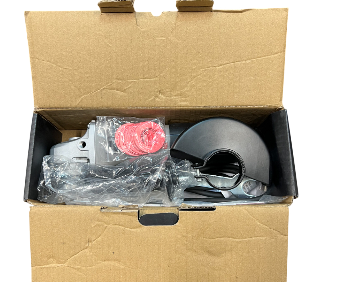 Угловая шлифмашина ИНТЕРСКОЛ УШМ-125/650, 650 Вт, 125 мм, 11000 об/мин, (УЦЕНЕННЫЙ ТОВАР) (826.0.0.70/U)