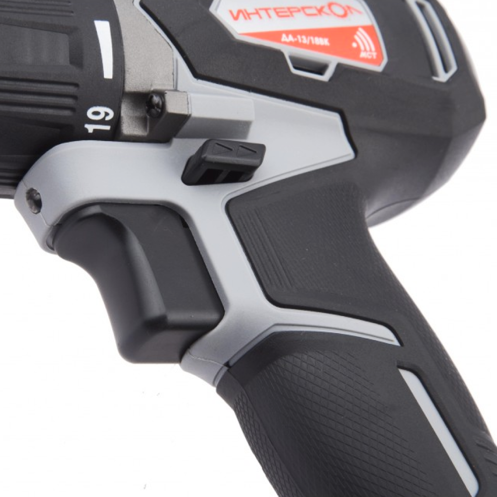 Аккумуляторная дрель-шуруповерт ИНТЕРСКОЛ ДА-13/18ВК 45, 18 В, 1700 об/мин, без АКБ и ЗУ, в кейсе (575.0.0.70)