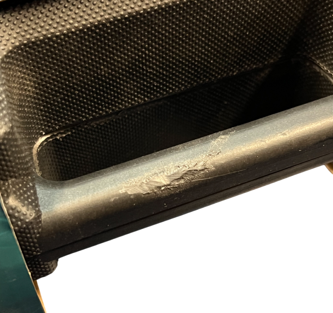 Аккумуляторная дрель-шуруповерт ИНТЕРСКОЛ ДА-13/18ВК 45, 18 В, 1700 об/мин, с 2 АКБ 1.5 Ач и ЗУ, в кейсе (УЦЕНЕННЫЙ ТОВАР) (575.1.2.70/U)