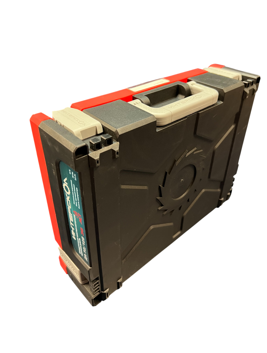 Аккумуляторная дрель-шуруповерт ИНТЕРСКОЛ МиниМАКС ДА-10/12В 38, 12 В, 1550 об/мин, с 2 АКБ 2.5 Ач и ЗУ, в кейсе (УЦЕНЕННЫЙ ТОВАР) (757.2.2.46/U)