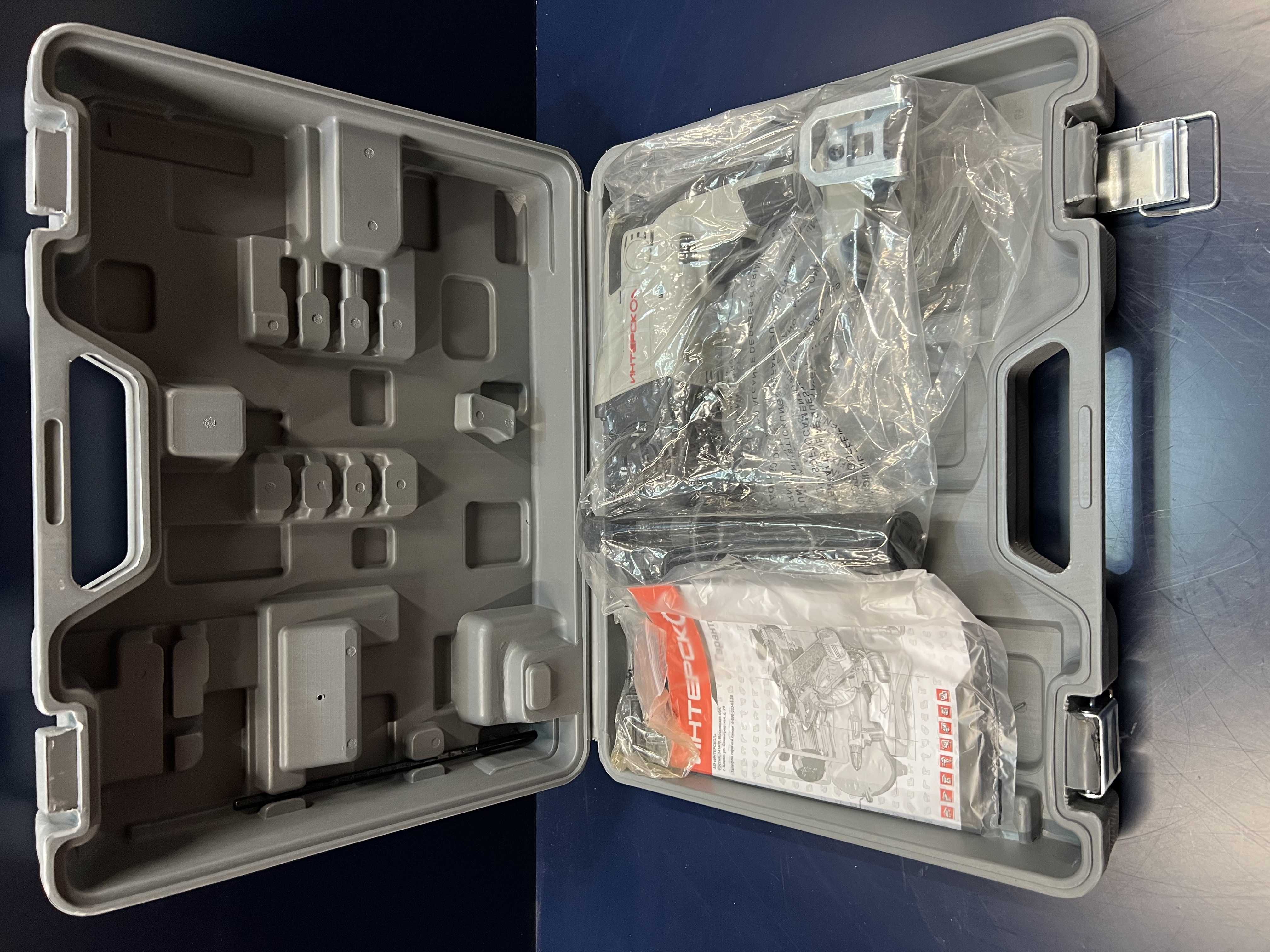 Аккумуляторный перфоратор ИНТЕРСКОЛ ПА-18/18Л2, 18 В, 1.3 Дж, 6900 уд/мин, без АКБ и ЗУ, в кейсе (УЕНЕННЫЙ ТОВАР) (329.0.0.74/U)