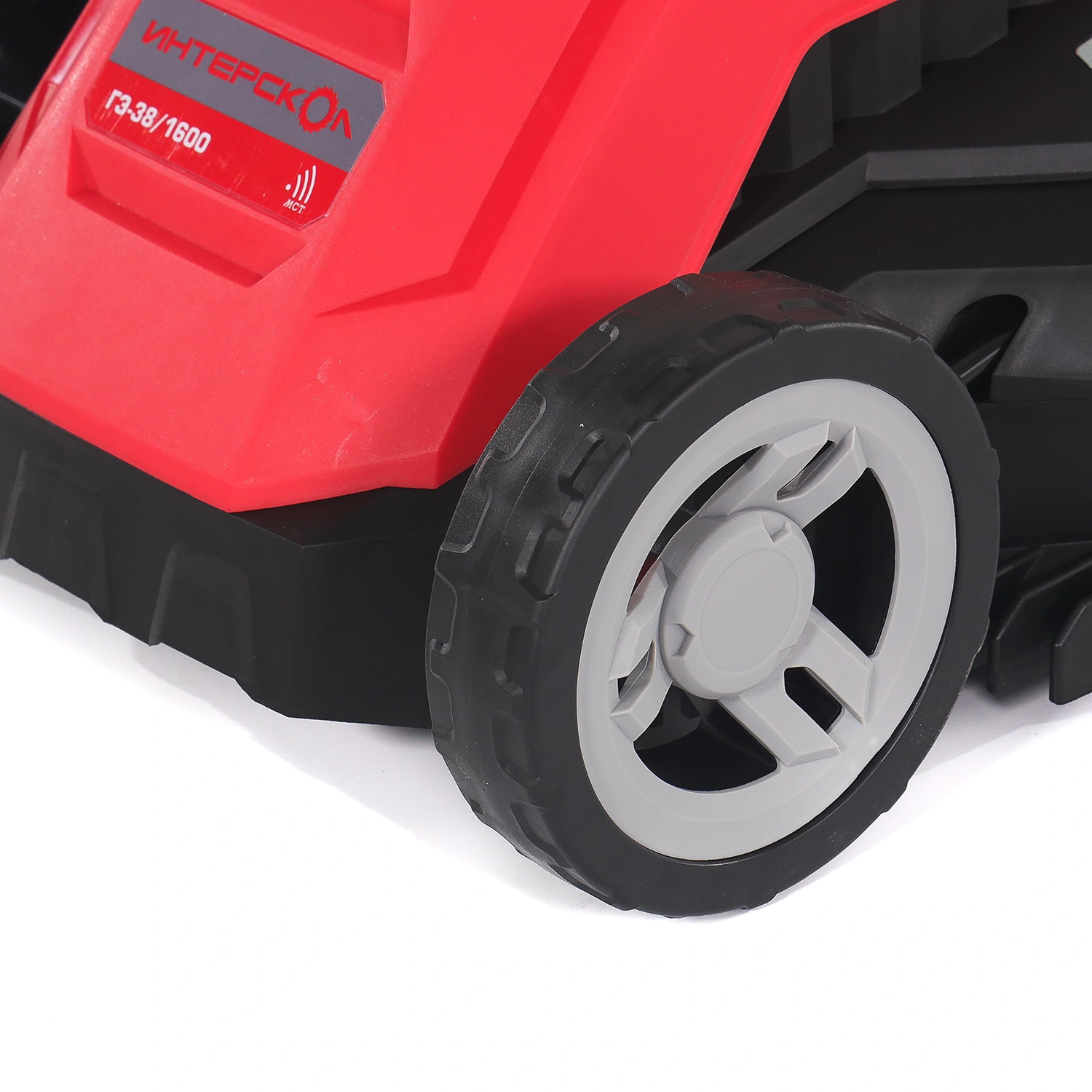 Газонокосилка электрическая ИНТЕРСКОЛ ГЭ-38/1600, 1600 Вт, 22000 об/мин, 40 л (922.0.0.70)