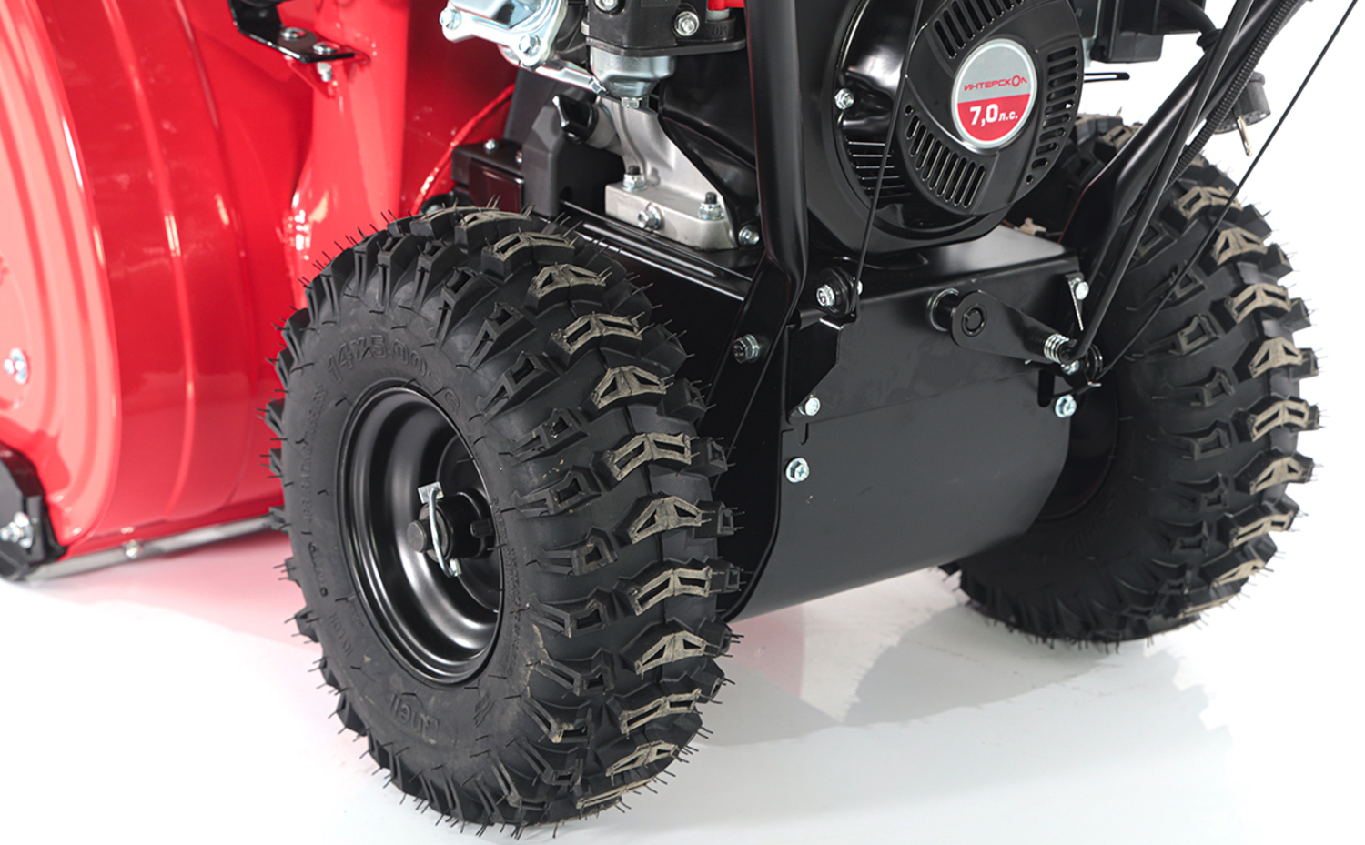 Бензиновый снегоуборщик ИНТЕРСКОЛ СМБ-61/7ЭФ, 7 л.с., 212 см³, 61 см (781.0.0.70)