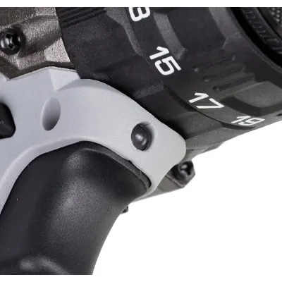 Аккумуляторная ударная дрель-шуруповерт ИНТЕРСКОЛ ДАУ-13/18В 60, 18 В, 2000 об/мин, 30000 уд/мин, с АКБ 4 Ач и ЗУ (574.4.1.70)