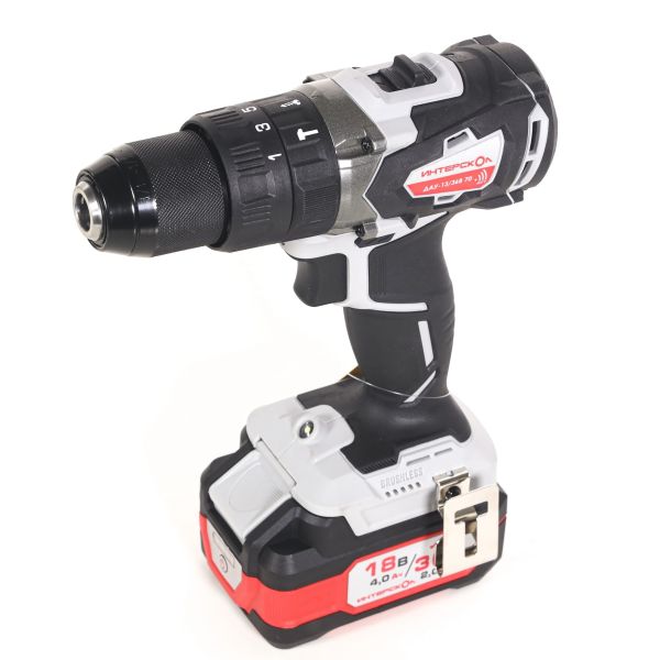 Дрель-шуруповерт ИНТЕРСКОЛ ДАУ-13/36В 70, 36 В, 1900 об/мин, 30000 уд/мин, с 2 АКБ 2 Ач и ЗУ, в кейсе (813.2.2.70)