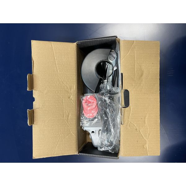 Угловая шлифмашина ИНТЕРСКОЛ УШМ-125/650, 650 Вт, 125 мм, 11000 об/мин, (УЦЕНЕННЫЙ ТОВАР) (826.0.0.70/U)