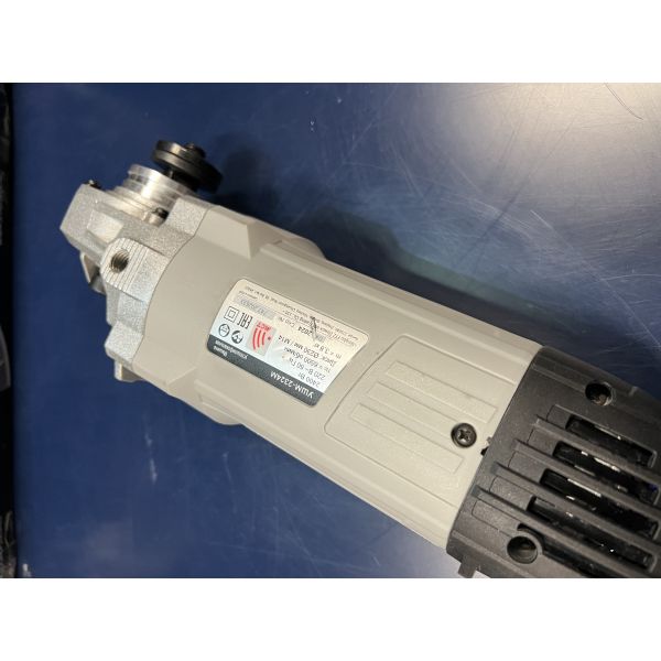 Угловая шлифмашина ИНТЕРСКОЛ УШМ-2324М, 2400 Вт, 230 мм, 6500 об/мин, (УЦЕНЕННЫЙ ТОВАР) (747.1.2.70/U)