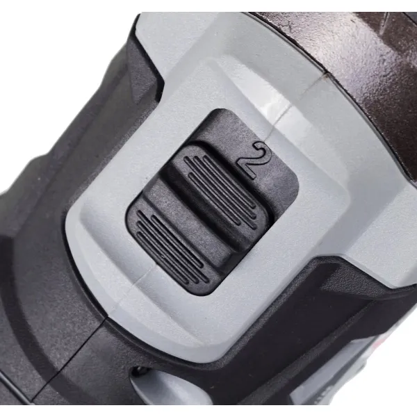 Дрель-шуруповерт ИНТЕРСКОЛ ДАУ-13/18В 60, 18 В, 2000 об/мин, 30000 уд/мин, с 2 АКБ 2 Ач и ЗУ, в кейсе (574.2.2.70)