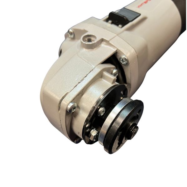 Угловая шлифмашина ИНТЕРСКОЛ УШМ-125/1000, 1010 Вт, 125 мм, 11000 об/мин, (УЦЕНЕННЫЙ ТОВАР) (343.0.0.60/U)