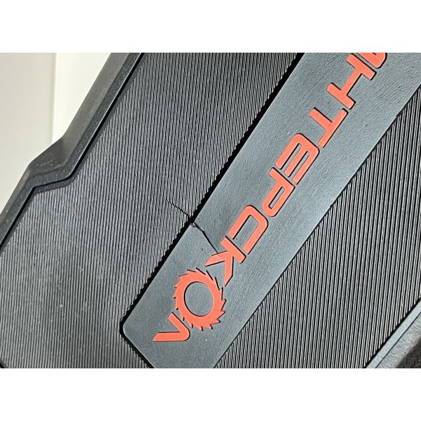 Аккумуляторная угловая шлифмашина ИНТЕРСКОЛ УШМ-125/36ВМЭ, 36 В, 125 мм, 8500 об/мин, c 2 АКБ 2 Ач и ЗУ в кейсе (УЦЕНЕННЫЙ ТОВАР) (956.2.2.70/U)