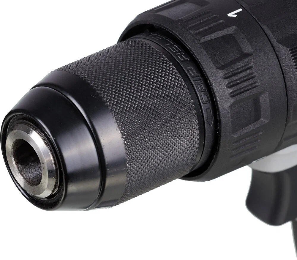 Дрель-шуруповерт ИНТЕРСКОЛ ДАУ-13/18В 60, 18 В, 2000 об/мин, 30000 уд/мин, с 2 АКБ 2 Ач и ЗУ, в кейсе (574.2.2.70)