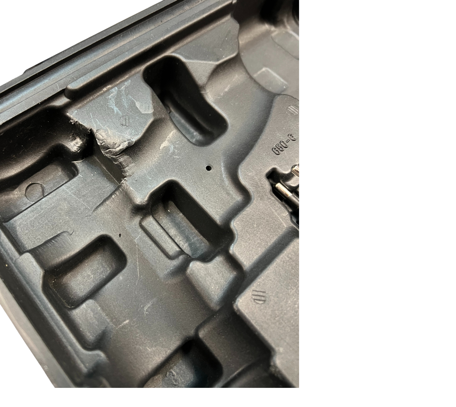 Аккумуляторная дрель-шуруповерт ИНТЕРСКОЛ ДА-13/18В 55, 18 В, 1850 об/мин, с 2 АКБ 2.5 Ач и ЗУ, в кейсе (УЦЕНЕННЫЙ ТОВАР) (952.2.2.70/U)